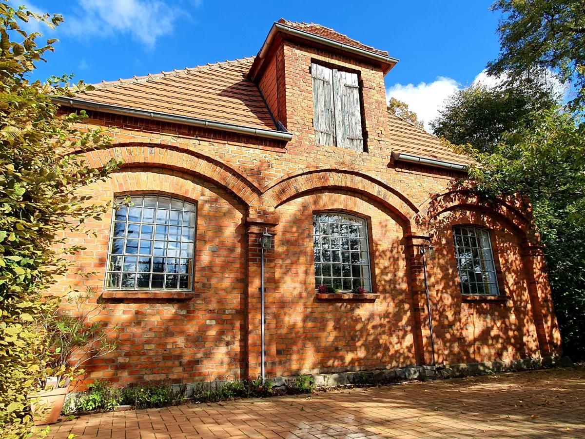 Schmiede1860 Bed & Breakfast Gross Dratow Exterior photo